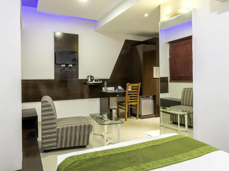 Treebo Trend Edge St Marks Road Bangalore Exterior foto