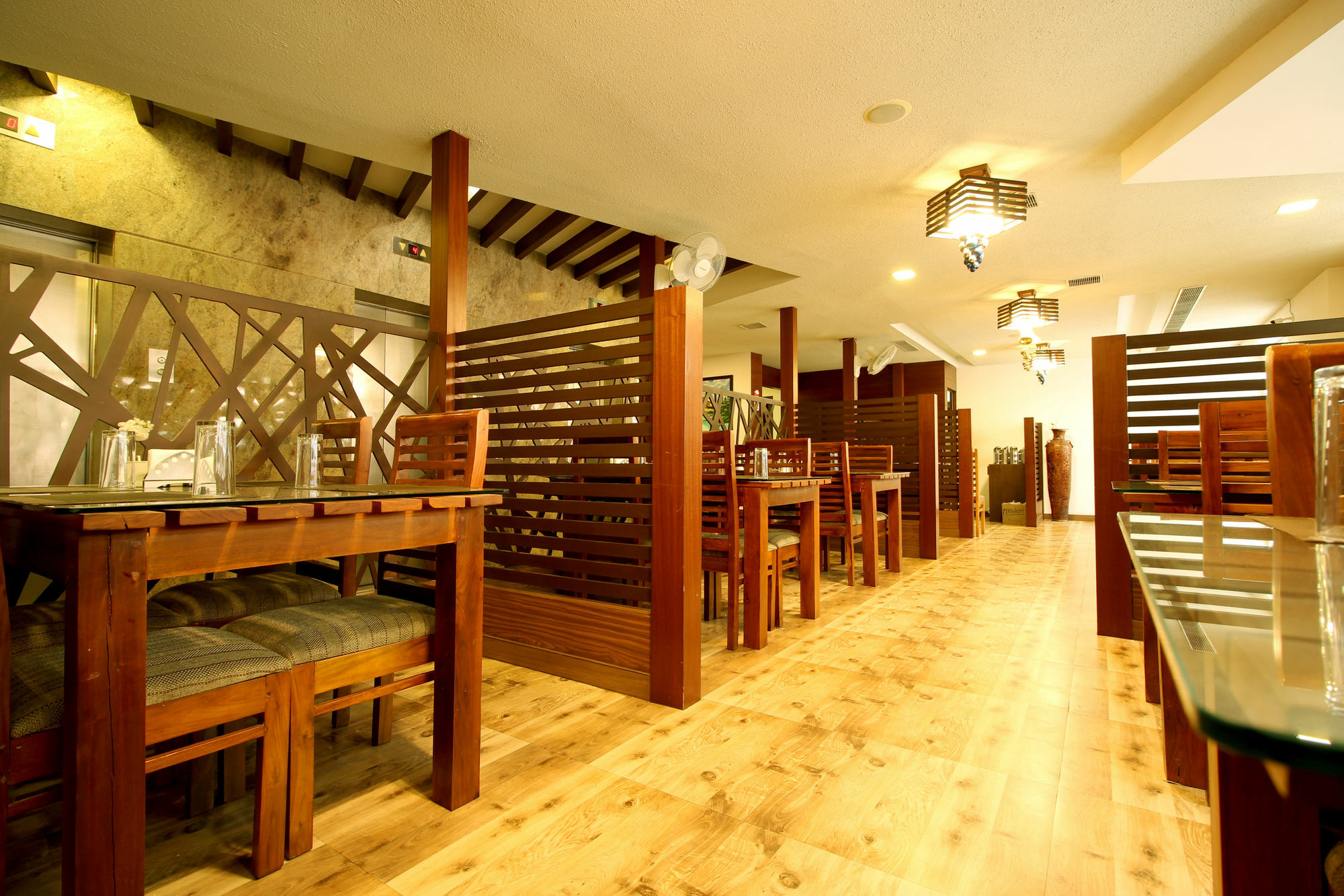 Treebo Trend Edge St Marks Road Bangalore Exterior foto