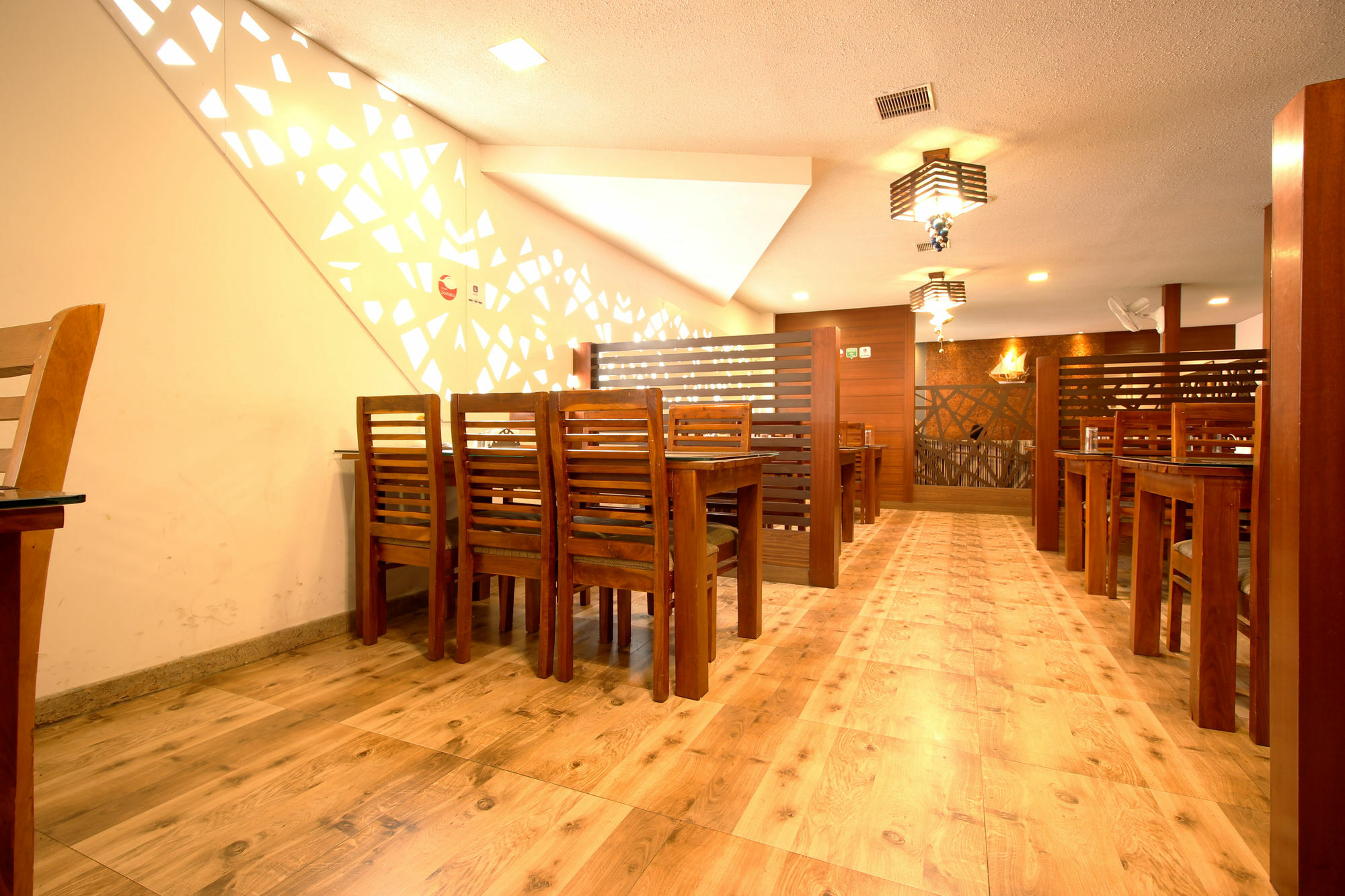 Treebo Trend Edge St Marks Road Bangalore Exterior foto