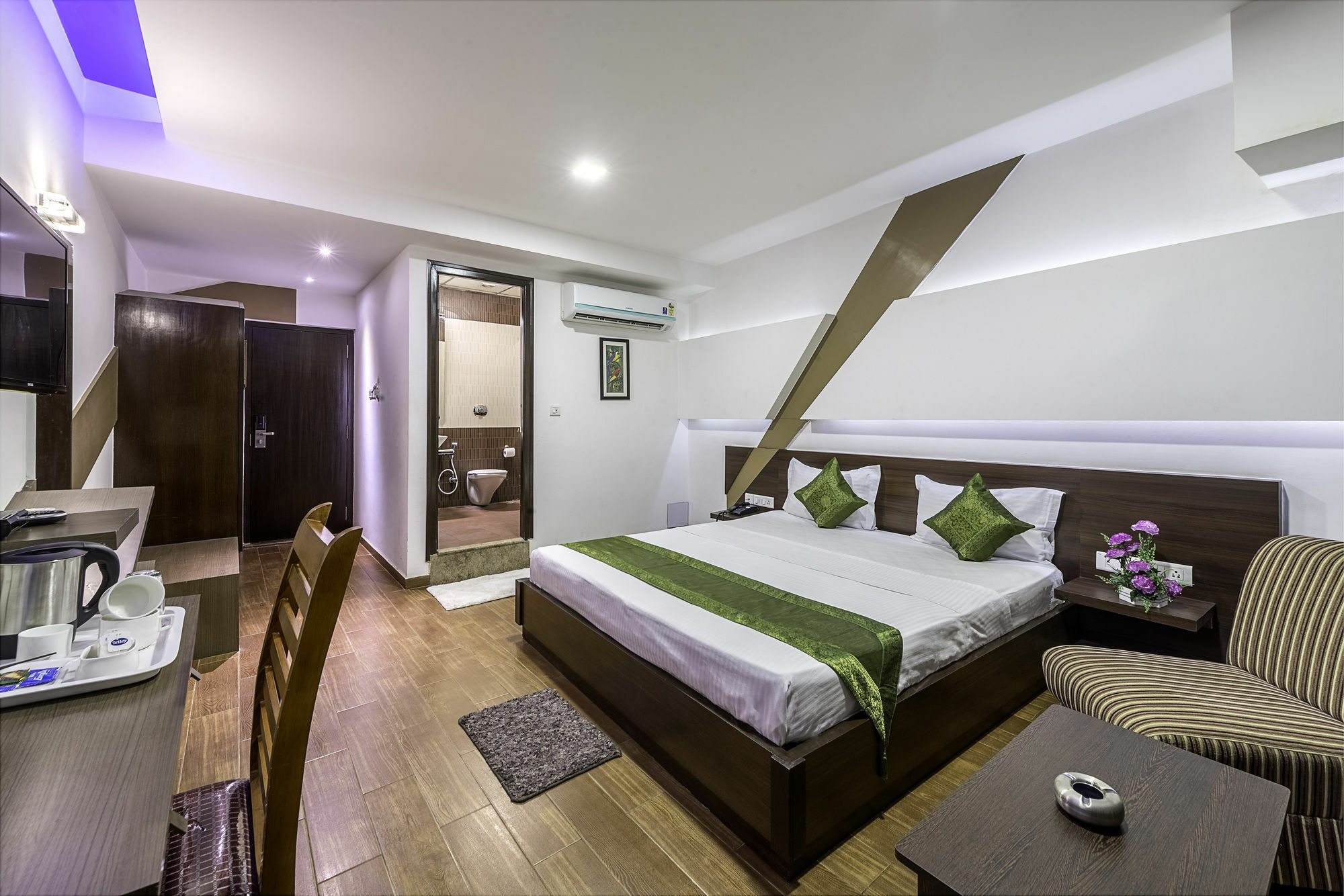 Treebo Trend Edge St Marks Road Bangalore Exterior foto