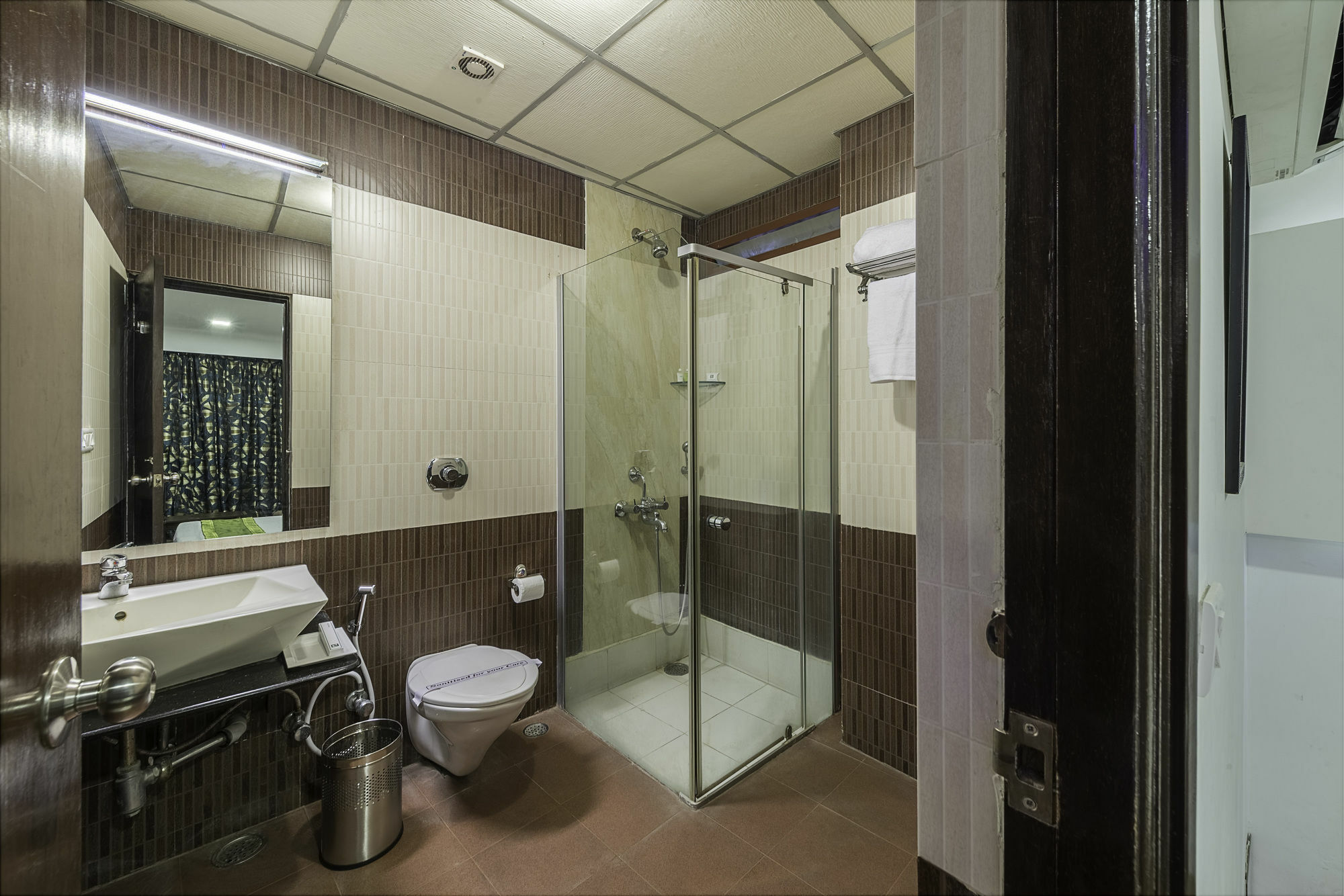 Treebo Trend Edge St Marks Road Bangalore Exterior foto